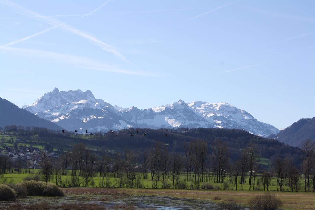 Uznach Bnb Entensee Bed & Breakfast エクステリア 写真